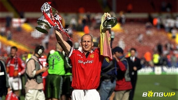 Jaap Stam cùng Quỷ đỏ giành 3 chức vô địch Premier League