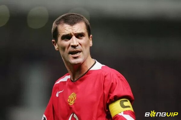 Roy Keane sở hữu lối chơi mạnh mẽ và không ngại va chạm