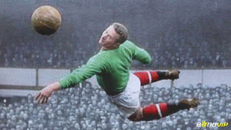 Harry Gregg là thủ môn sở hữu nhiều tài năng xuất sắc nhất Manchester United