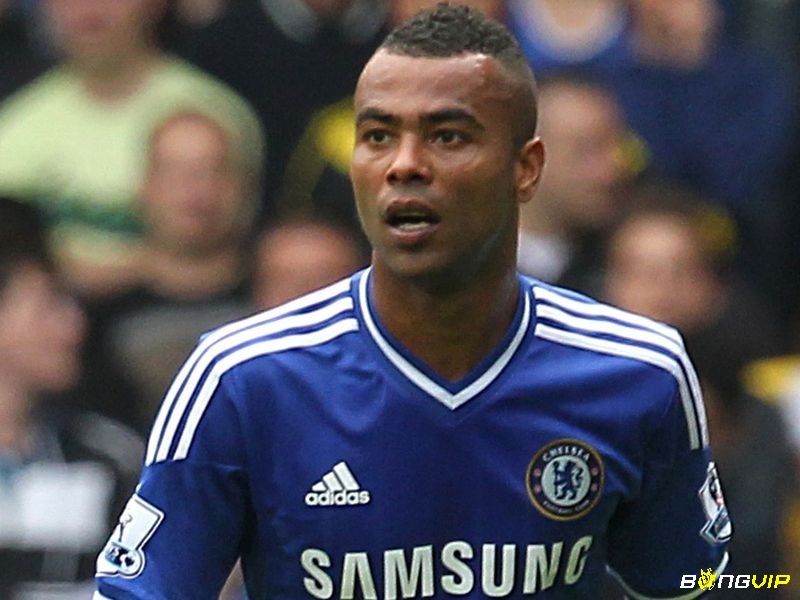 Ashley Cole có tốc độ và sự tính quái, xứng đáng trong các hậu vệ hay nhất Chelsea