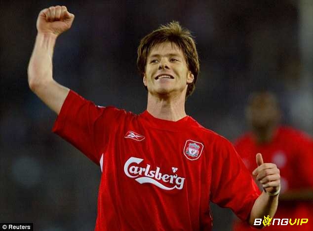 Xabi Alonso là cầu thủ xuất sắc nhất Liverpool ở Champions League năm 2005