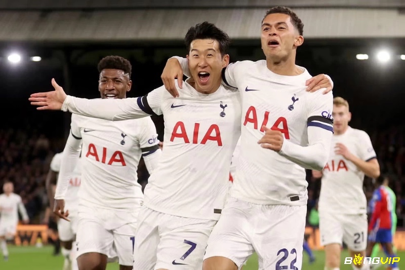 Khám phá phong cách chơi của đội hình xuất sắc nhất Tottenham nhé 