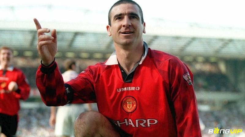 Tiền đạo Eric Cantona đã để lại nhiều ấn tượng cho fan hâm mộ