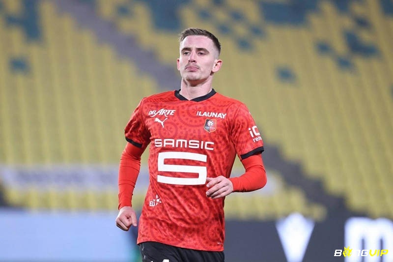 Benjamin Bourigeaud đã nhiều lần giúp đội bóng Rennais nhiều lần cạnh tranh top 1 tại Ligue 1