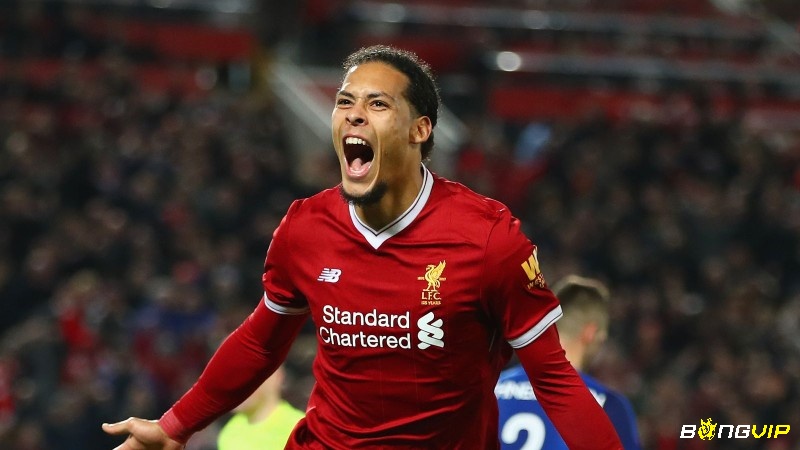 Virgil van Dijk là một tung vệ đáng sợ của Liverpool tại ngoại hạng Anh