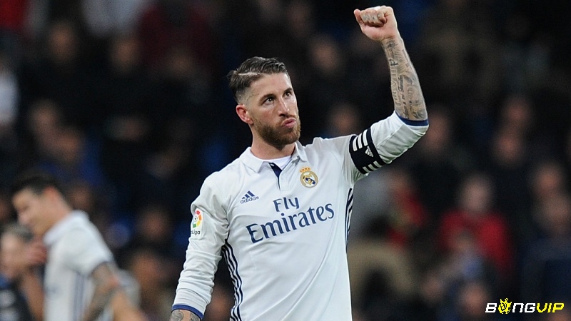 Sergio Ramos vừa là cầu thủ vĩ đại nhất real madrid vừa là trung vệ huyền thoại trong làng bóng đá