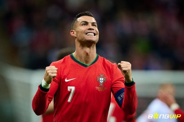 Ronaldo là cầu thủ tài năng và có mặt trong top lương cầu thủ bóng đá cao nhất thế giới