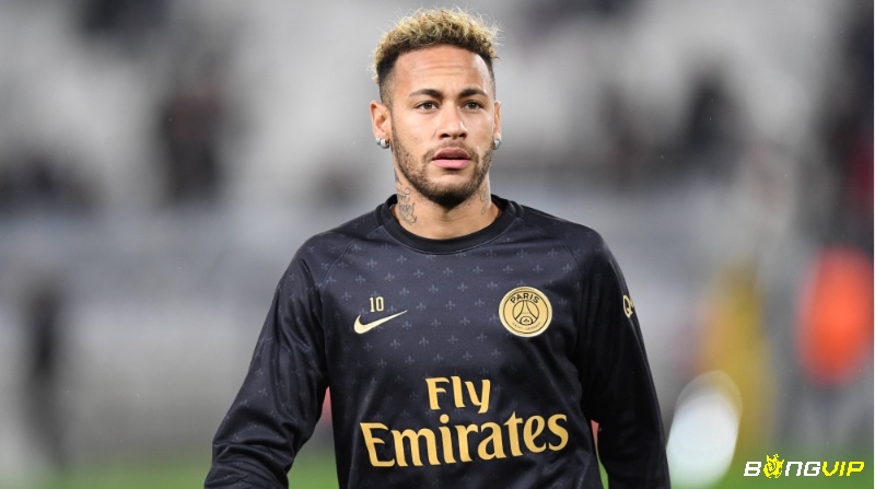 Neymar là cầu thủ tài năng với khả năng điều khiển bóng cực chuẩn xác và chuyên nghiệp