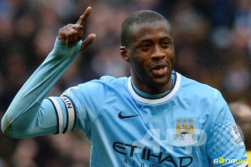 Yaya Toure cùng đồng đội giành vô địch FA Cup