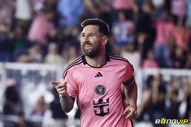 Lionel Messi đã để lại nhiều dấu ấn và kỷ lục đặc biệt tại các giải đấu bóng đá