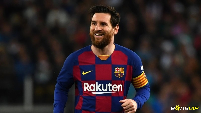 Lionel Messi đã có 746 bàn thắng nổi bật với khả năng sáng tạo và kỹ thuật cá nhân xuất sắc.