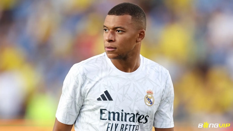 Kylian Mbappé là một cầu thủ trẻ đầy tài năng và triển vọng hiện nay