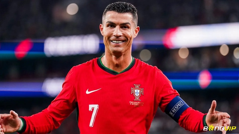 Cristiano Ronaldo là cầu thủ có tốc độ và cú sút cực kỳ ấn tượng hiện nay