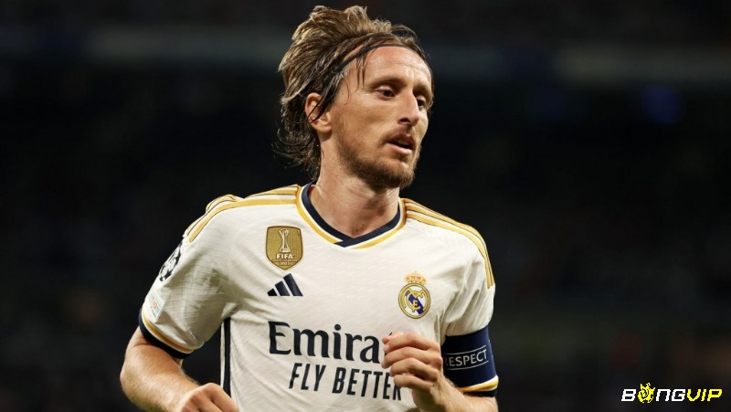 Luka Modric mang lại sự ổn định cho Real Madrid bằng kỹ thuật điêu luyện và sự lãnh đạo trên sân